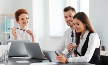 entrustechrecruiting.com